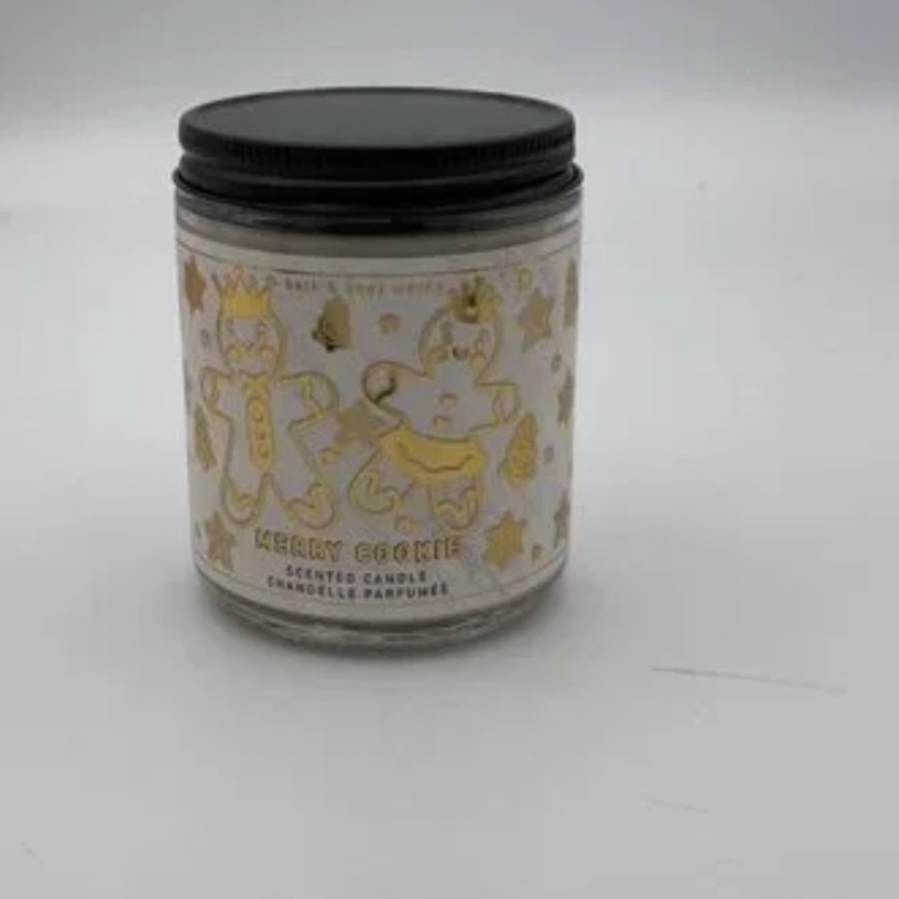 Bath & Body Works / White MERRY COOKIE Jar 8 oz Single Wick Candle NEW